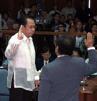 Singson directly links Estrada to illegal gambling